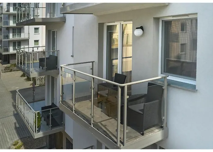 Lesne Tarasy Karola 1 Dziwnówek